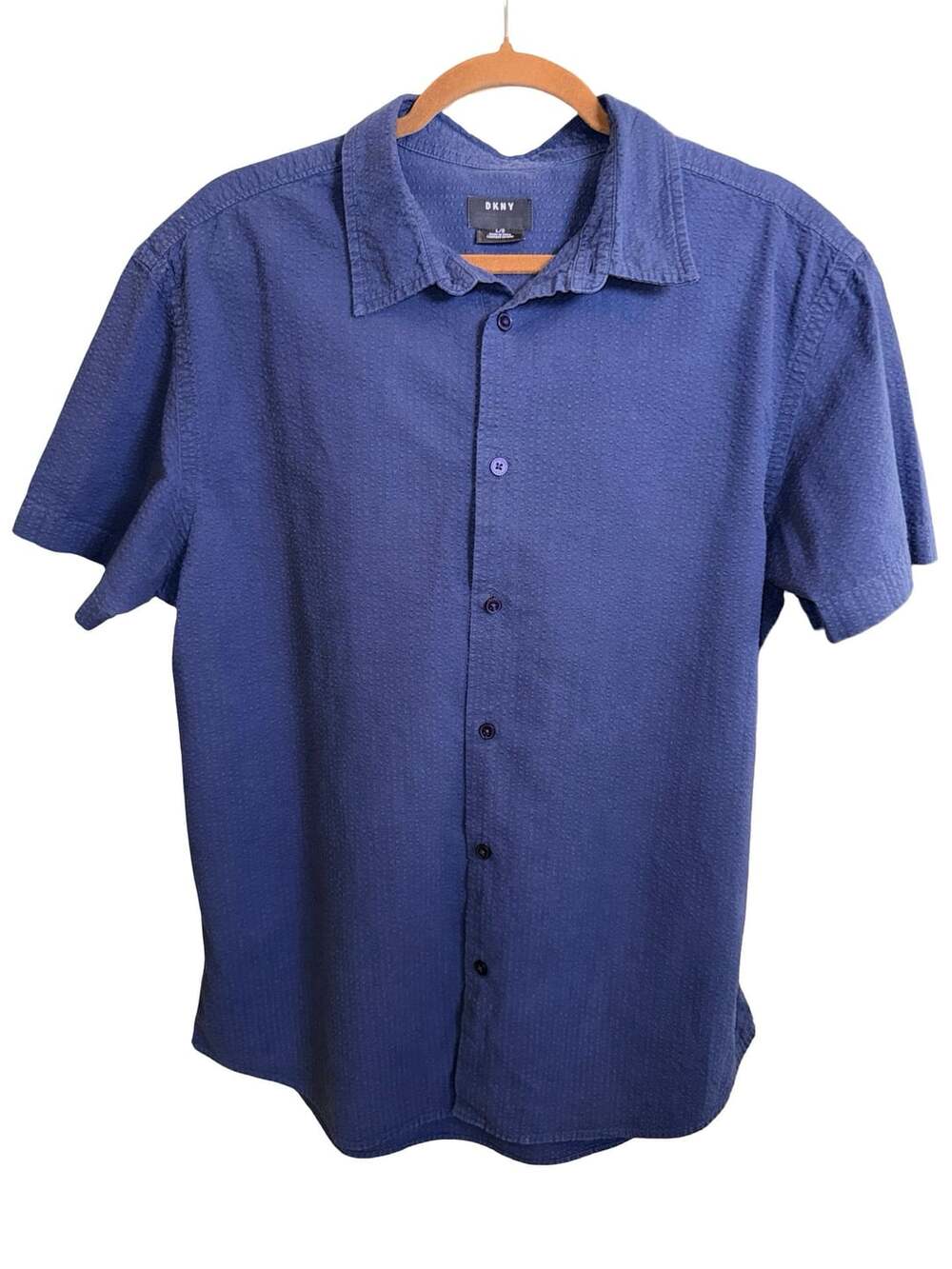 DKNY Men's Blue Short Sleeve Button-Up Seersucker Shirt Size Large